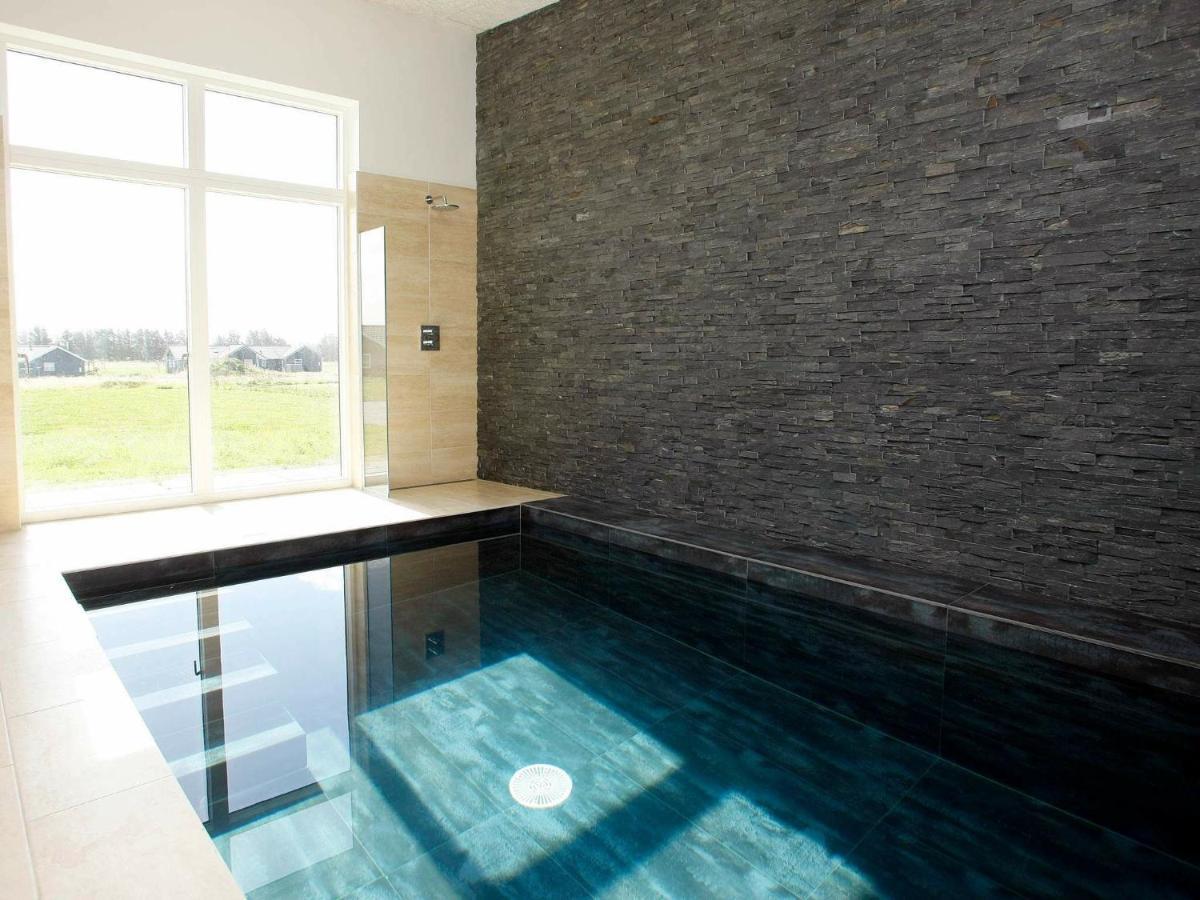 Five-Bedroom Holiday Home In Lokken 3 Exterior foto